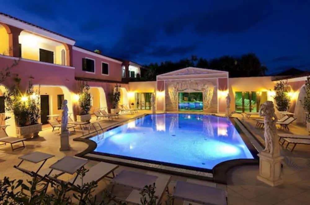 Cala Ginepro Hotel Resort & Spa 奥罗塞伊 外观 照片