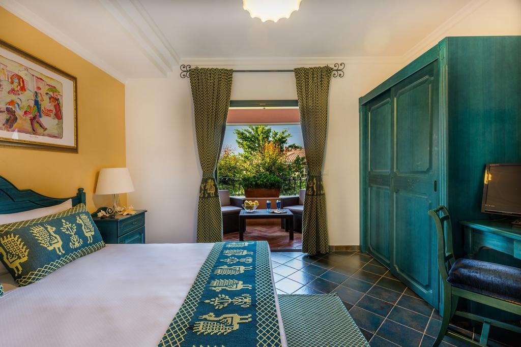 Cala Ginepro Hotel Resort & Spa 奥罗塞伊 外观 照片