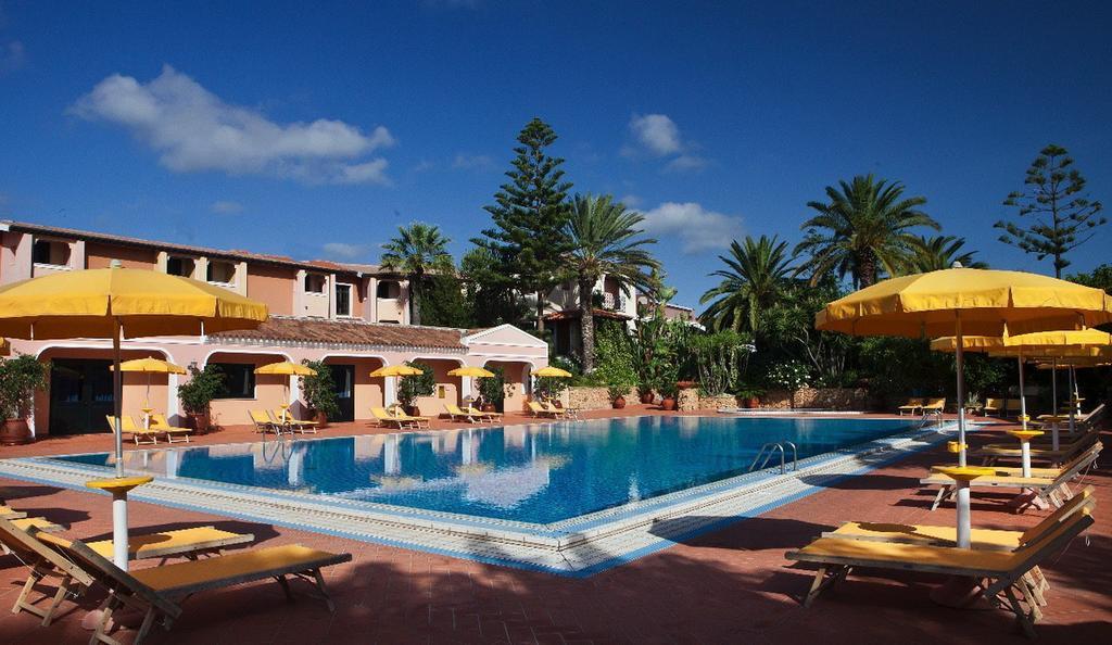 Cala Ginepro Hotel Resort & Spa 奥罗塞伊 外观 照片